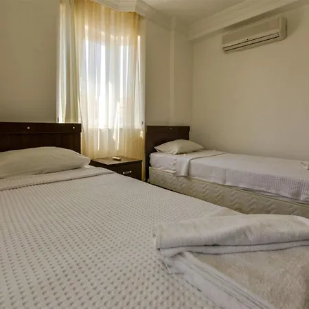 Sunset Club Lebrentals Apartament *