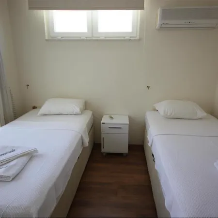 Sunset Club Lebrentals