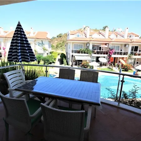 Sunset Club Lebrentals Apartment