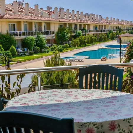 Sunset Club Lebrentals *