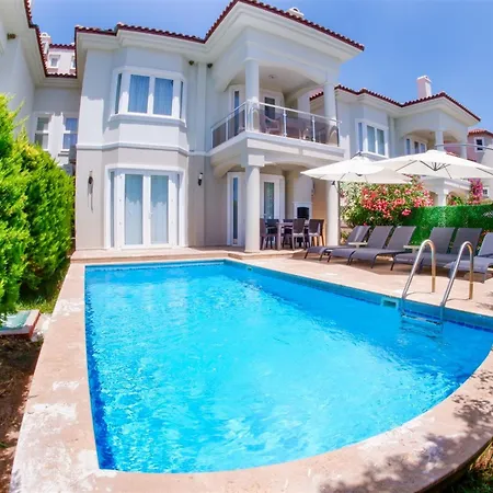 Sunset Club Lebrentals Apartman *