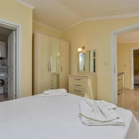 Sunset Club Lebrentals * フェティエ