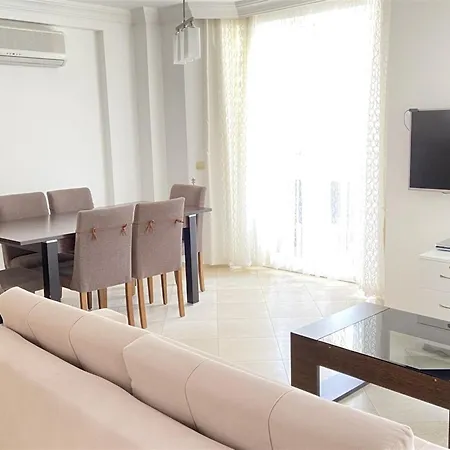 Sunset Club Lebrentals