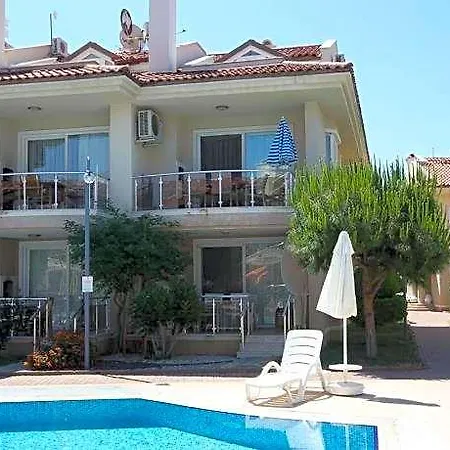 Sunset Club Lebrentals Apartment