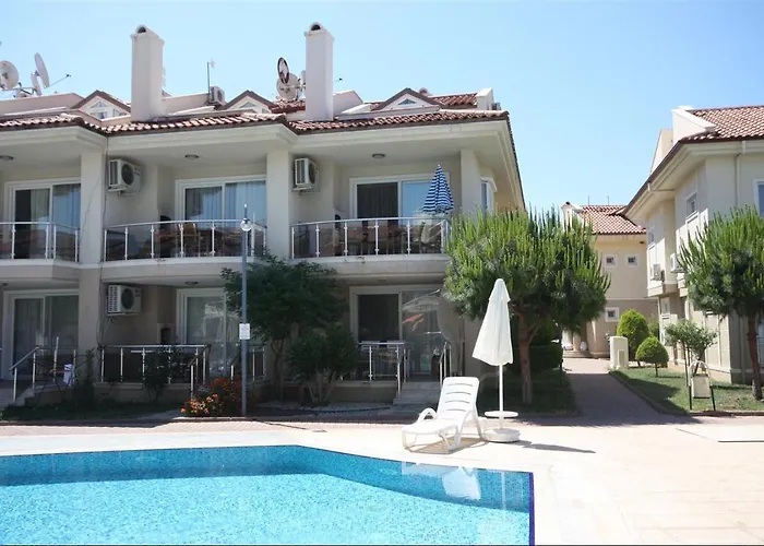 Sunset Club Lebrentals *