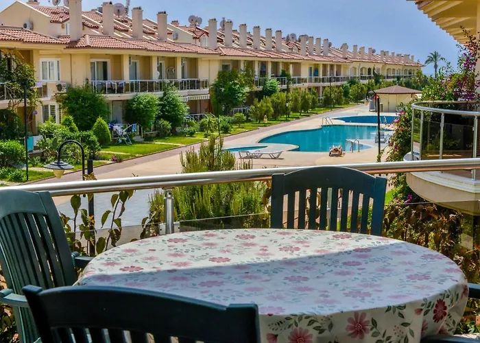 Sunset Club Lebrentals *