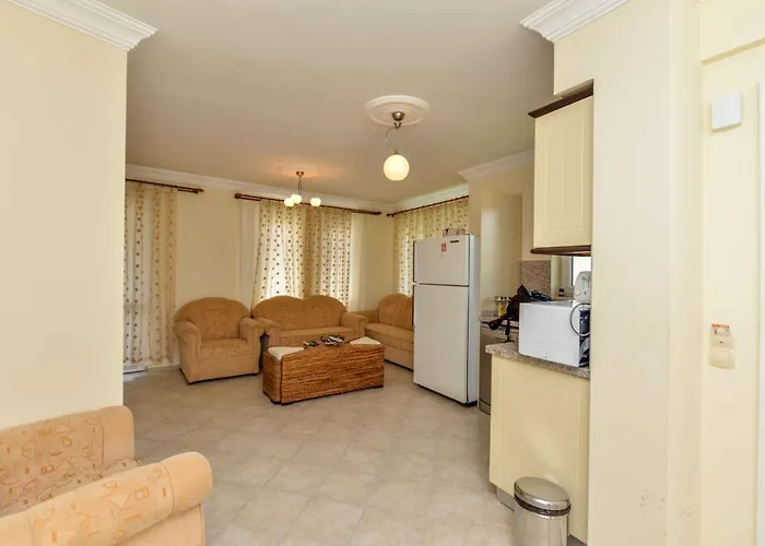 Sunset Club Lebrentals *