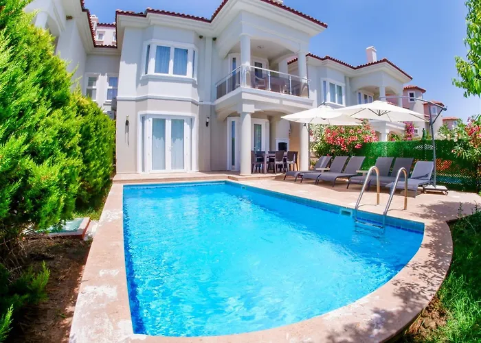 Sunset Club Lebrentals דירה *